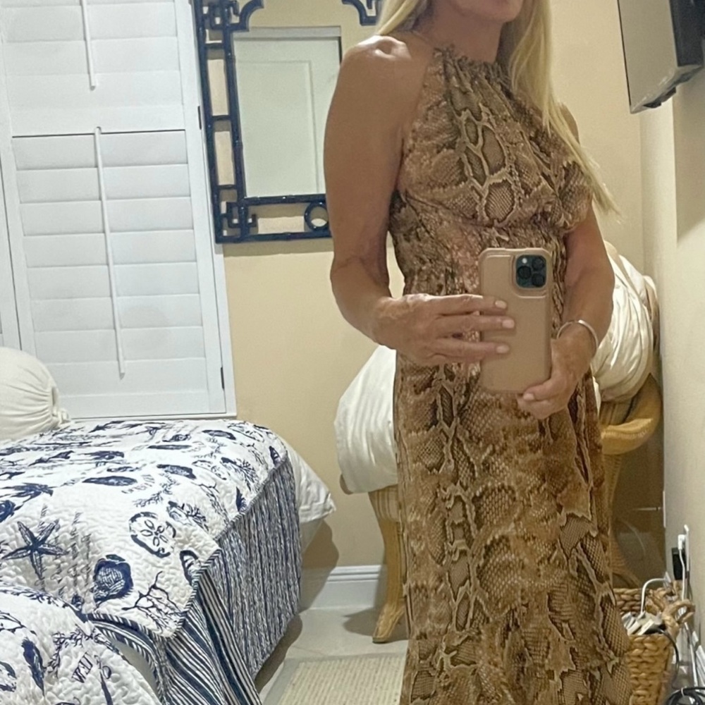 Zara dress +giftset placemats - Picture 4 of 5
